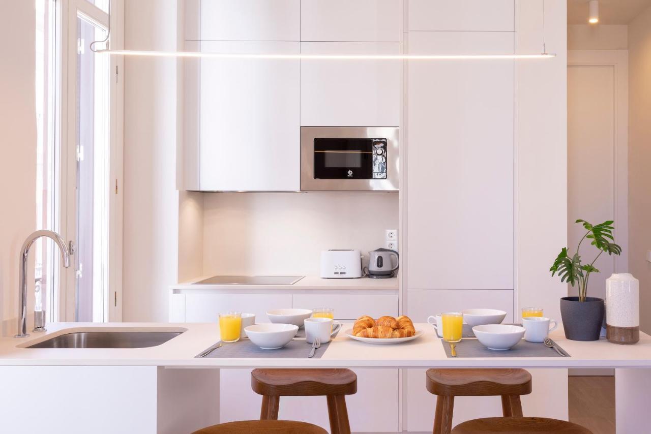 Apartamentos Thyssen Cisneros By Rent Me Málaga Esterno foto