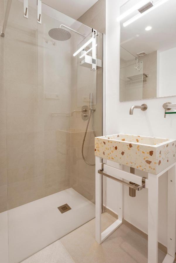 Apartamentos Thyssen Cisneros By Rent Me Málaga Esterno foto